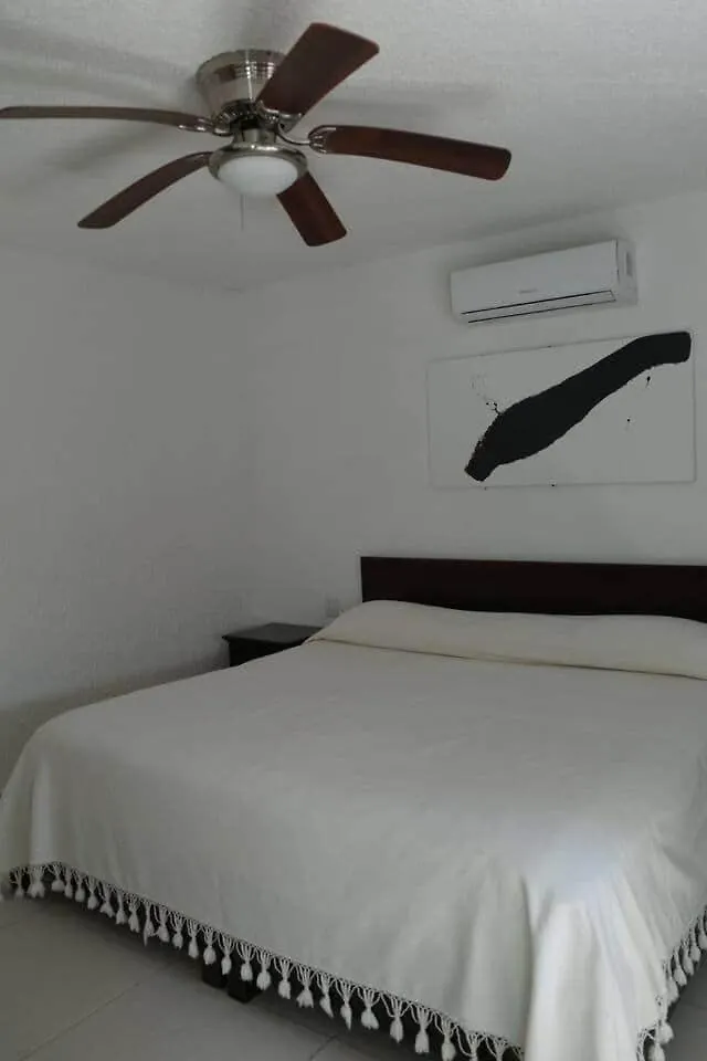 Las Gaviotas Hotel And Suites Cancún