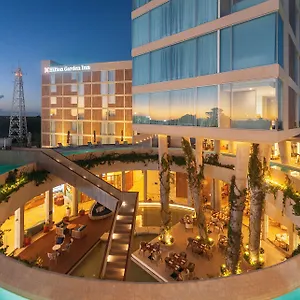 4* Hotel Hilton Garden Airport